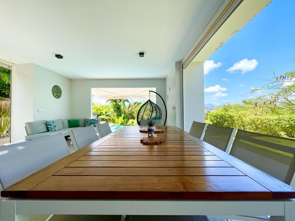 Villa Kumquat Avec Piscine Et Vue Sur Les Montagnes Petit-Bourg Ngoại thất bức ảnh